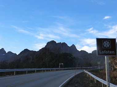 ロフォーテン諸島はここから始まる